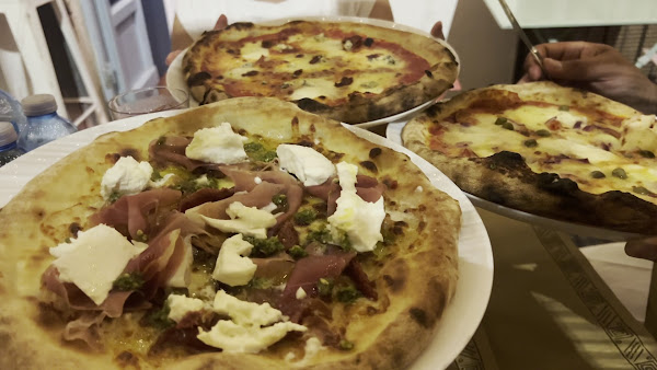 Pizza Diavola con salame piccante
